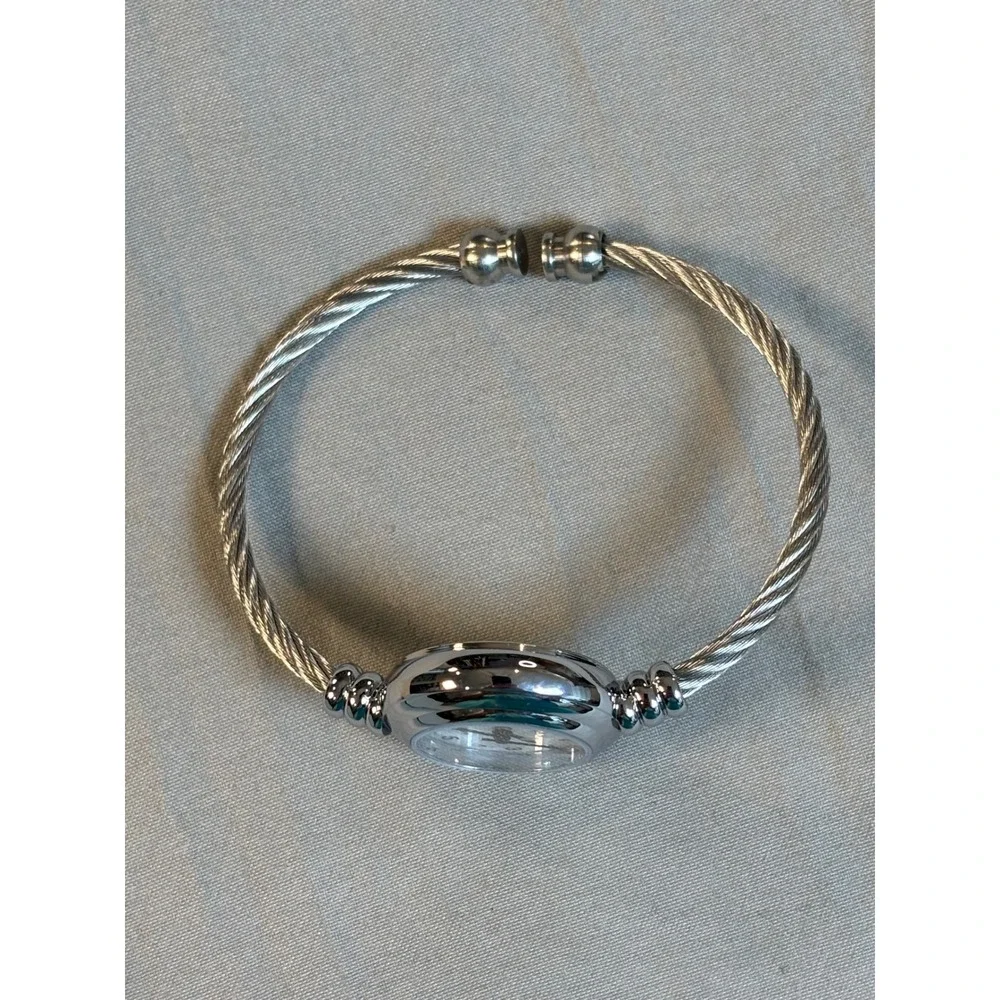 Blekon 6581 Womens Silver Cable Bangle Watch Mother of Pearl Japan Quartz New